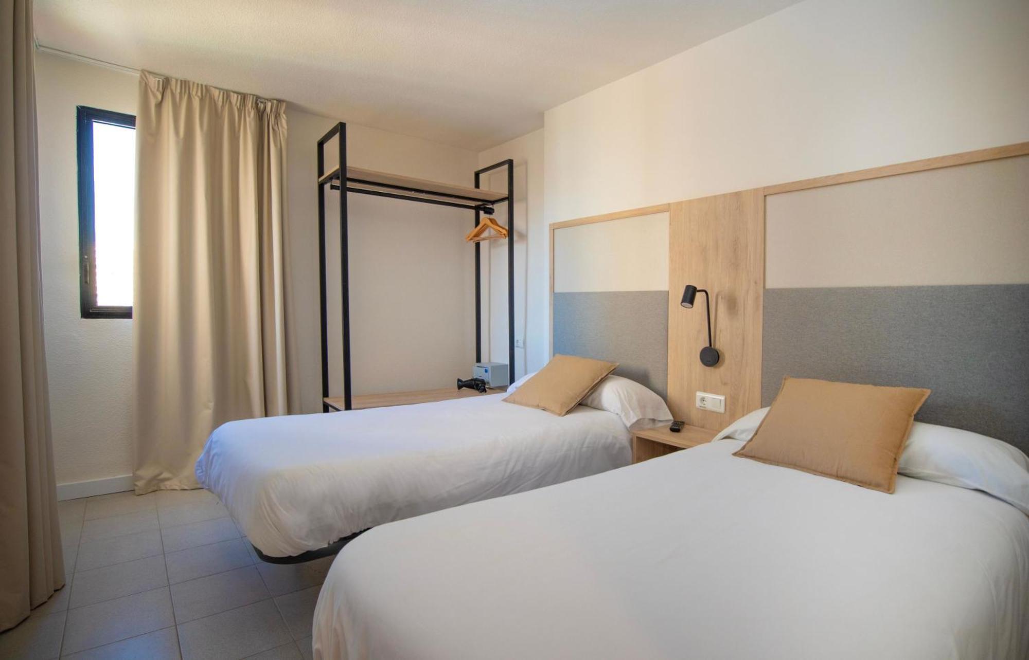 Dynastic Rooms Apartments بينايدورم المظهر الخارجي الصورة